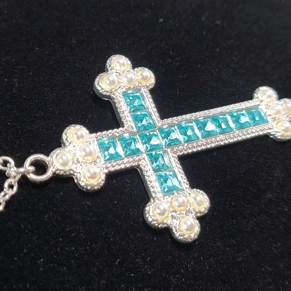 Cross Necklace and Brooch - Picture 3 of 13